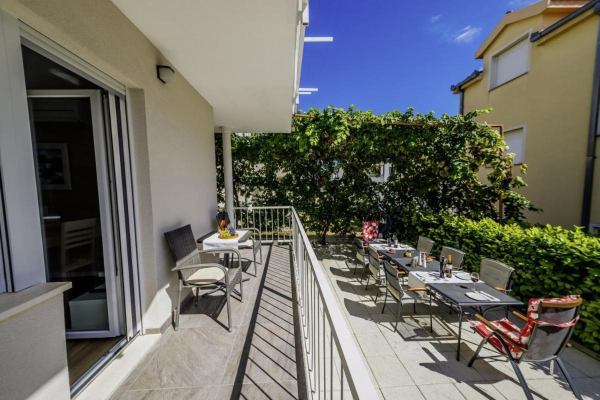 Отель Ani In Trogir * Mittel-Dalmatien Сегет Доньи Экстерьер фото