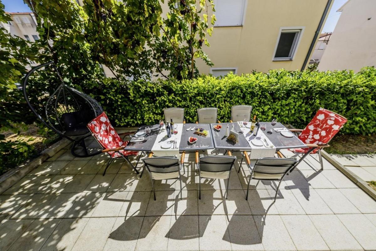 Отель Ani In Trogir * Mittel-Dalmatien Сегет Доньи Экстерьер фото
